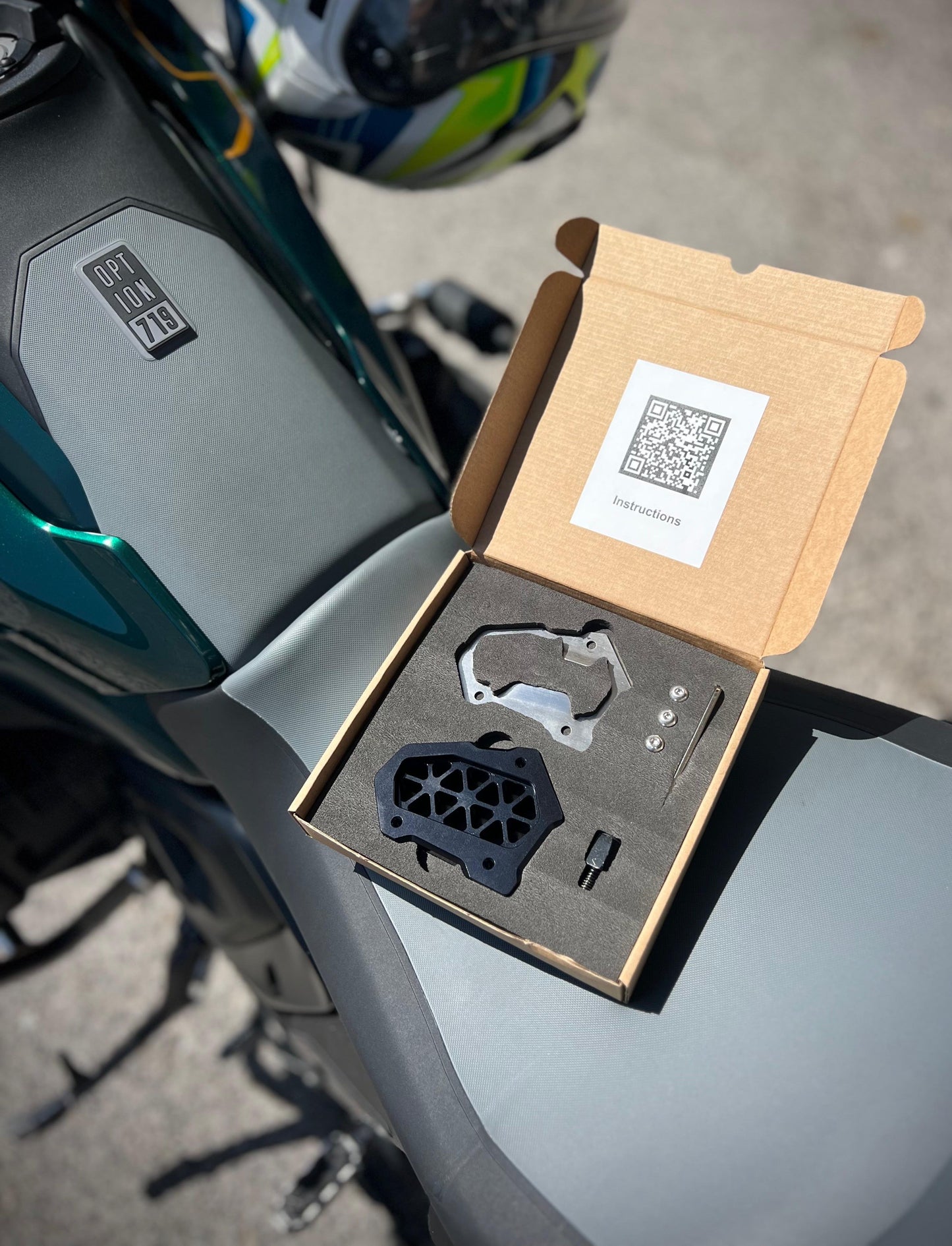BMW R 1300 GS / GSA Side Stand Enlarger & Lean Reducer